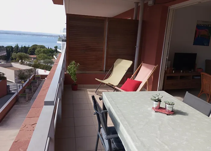 1,5 Km Plages Bel Appartement Calme Piscine Garage