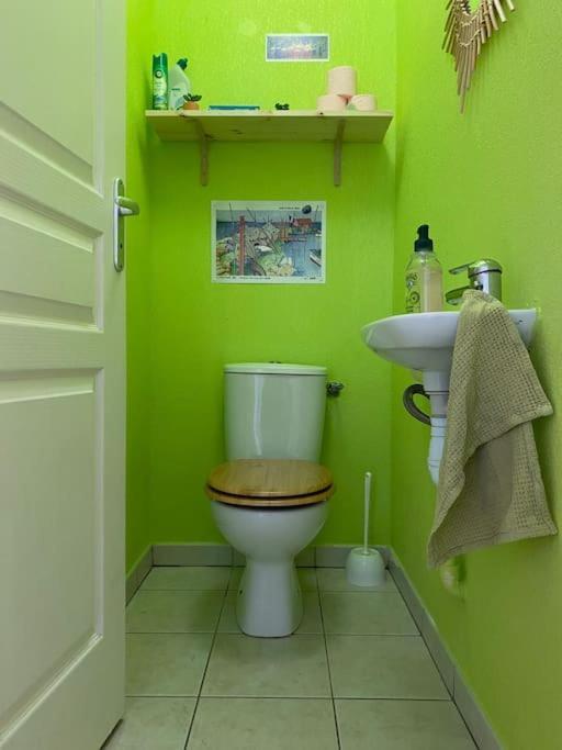 1,5 Km Plages Bel Calme Piscine Garage Appartement