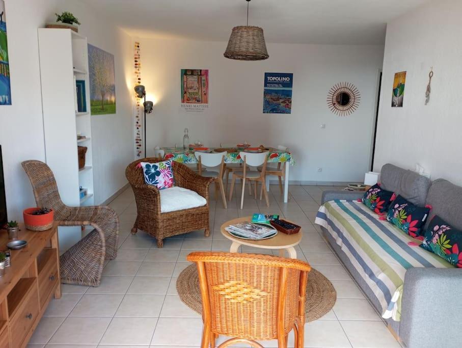 Apartment 1,5 Km Plages Bel Calme Piscine Garage Sete